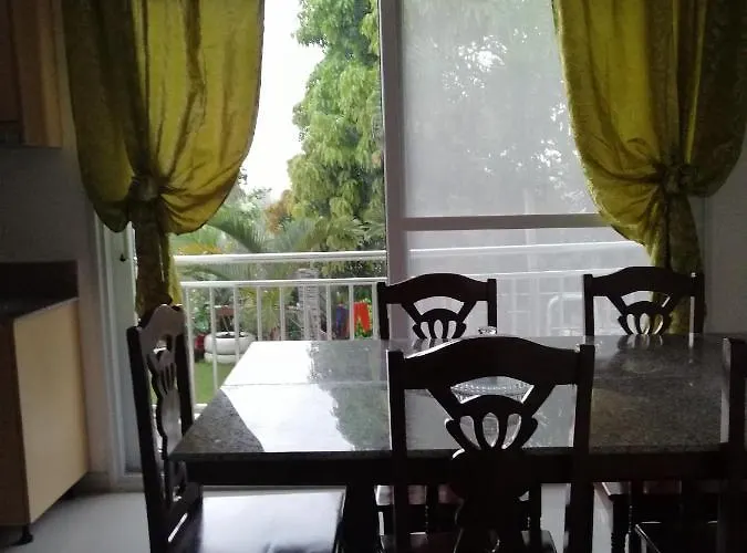 Marlene's Hilltop Apartment Cebu Stadt