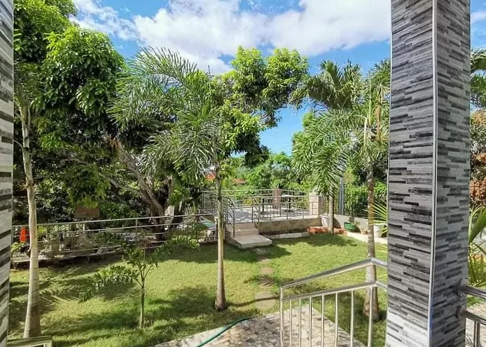 Marlene's Hilltop * Cebu Stadt